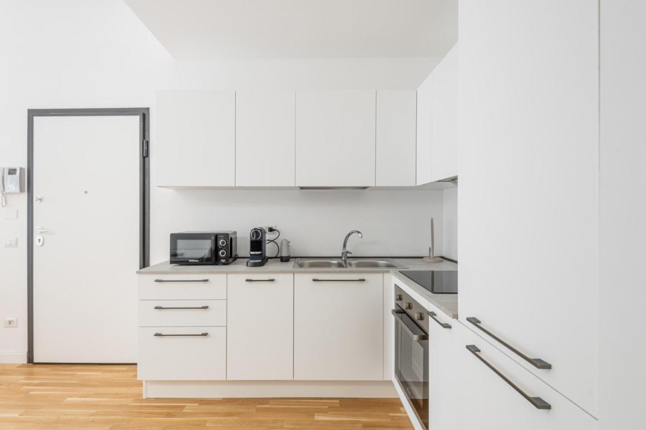 Easylife - Stile E Comfort A Due Passi Da Centrale Милано Екстериор снимка